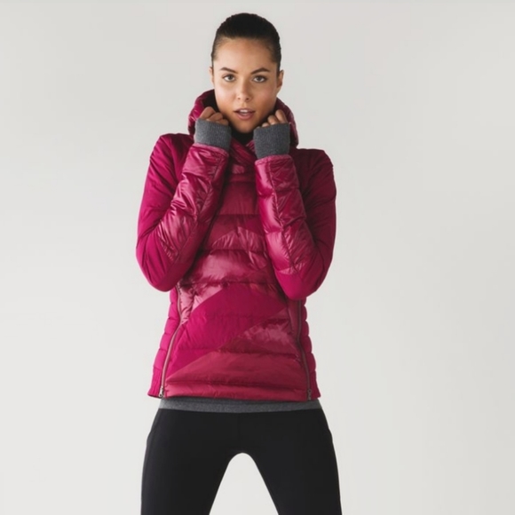 *SOLD* Lululemon 'Down Right Cozy Pullover' Goose - Picture 3 of 12